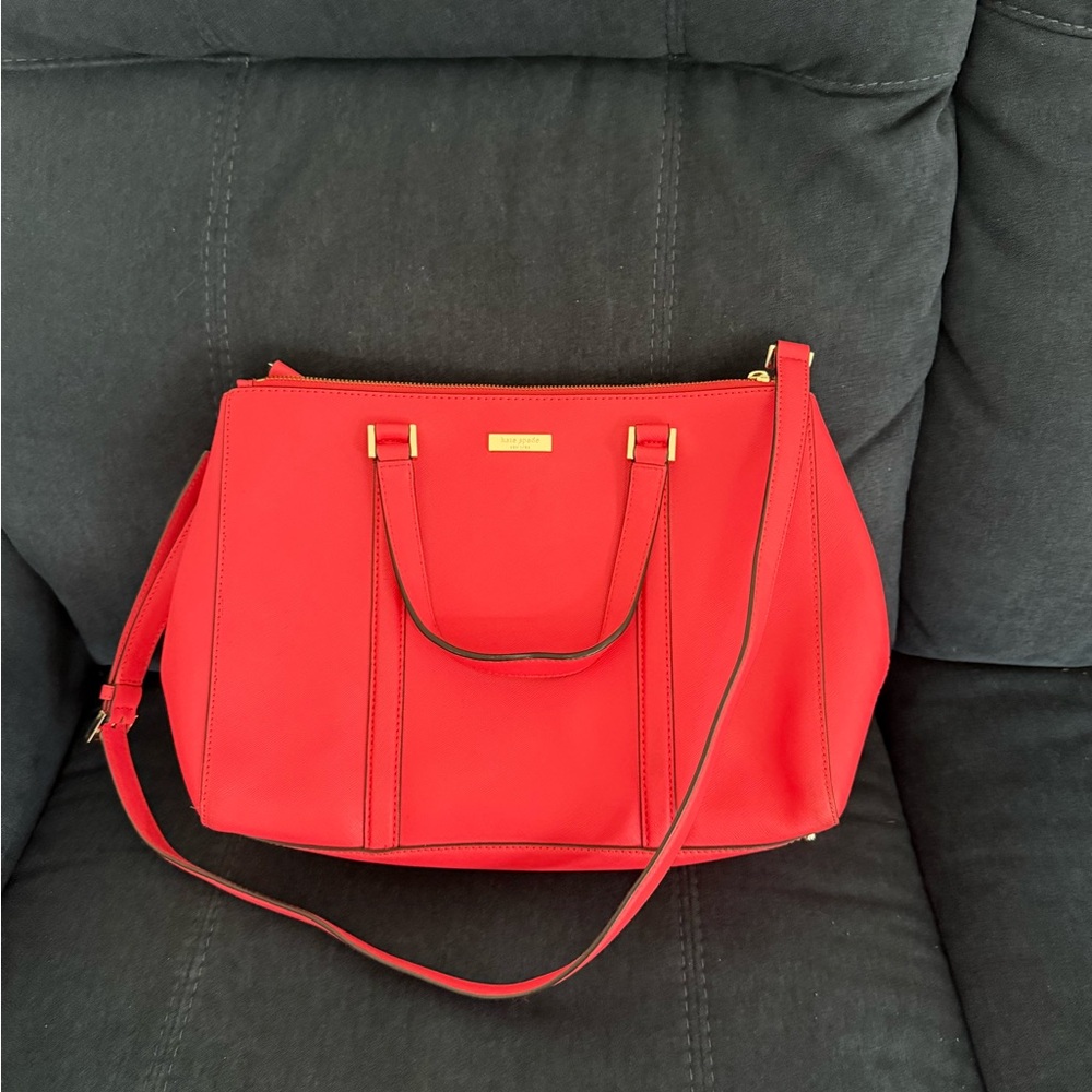 Michael Kors Red Shoulder Bag with Structured Design